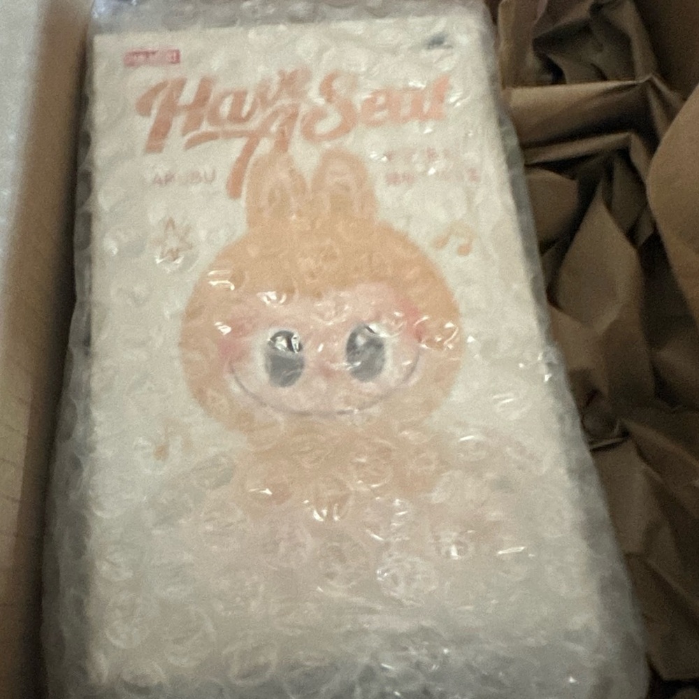 AUTHENTIC UNOPENED HAVE A SEAT BLIND BOX FROM POP MART!